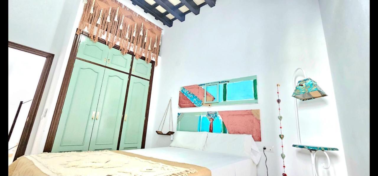 דירות וחר דה לה פרונטרה Casa Bakara Vejer Old Town מראה חיצוני תמונה